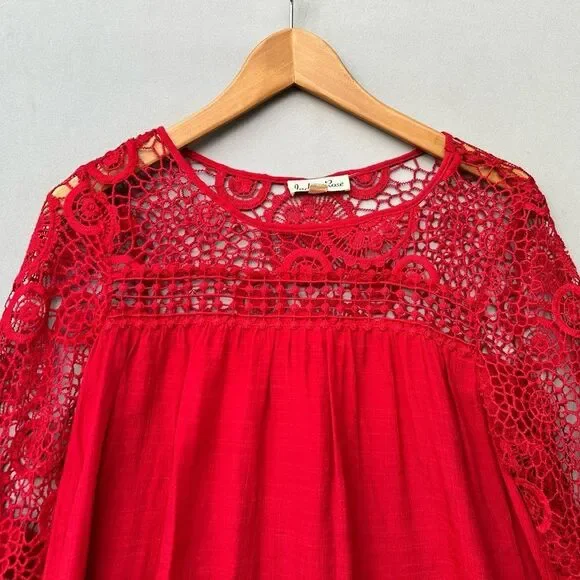 🎉5 for $45🎉 Indigo rose red top blouse shirt size M lace - Picture 5 of 9